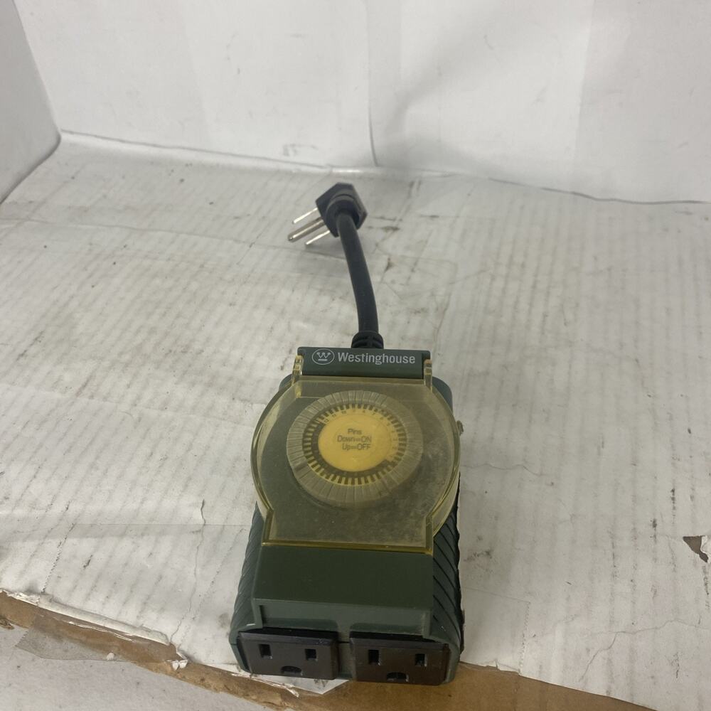 Westinghouse 2 Outlet Outdoor Mechanical Timer TM201 Tested And Works